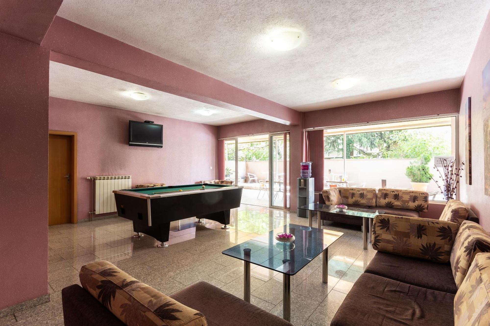 Brod - Free Parking 3* Sofia