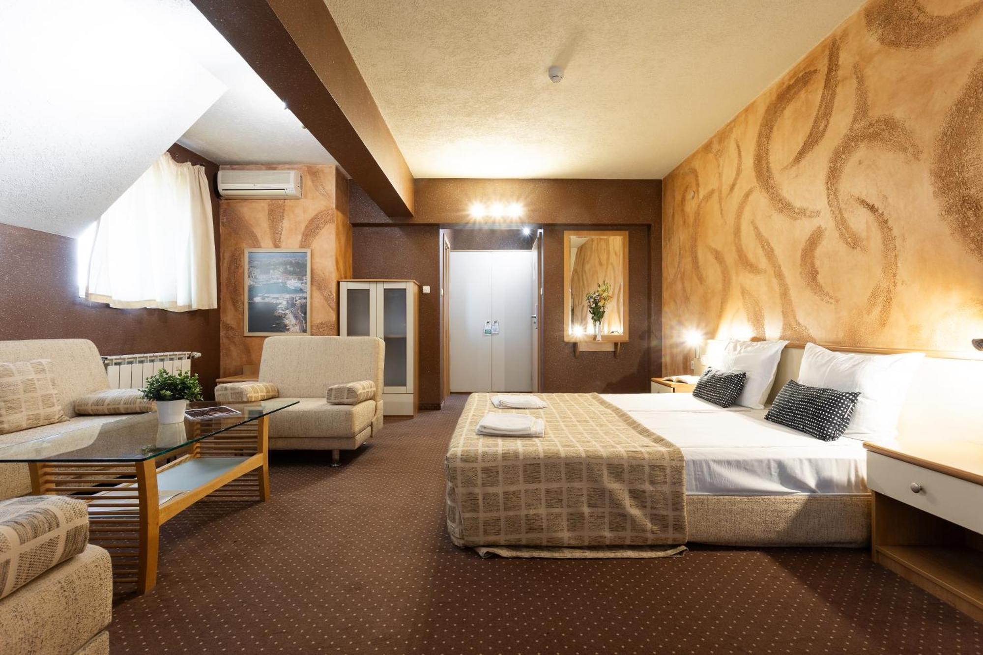 Brod - Free Parking Hotel 3*